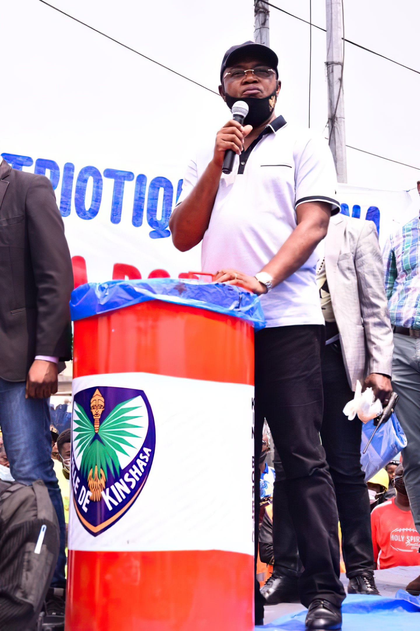Gentiny Ngobila Mbaka